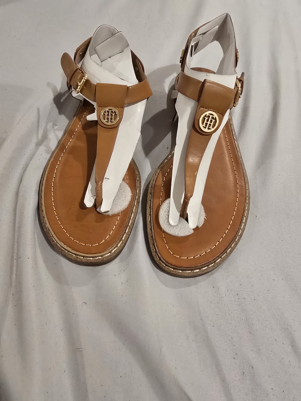 Tommy Hilfiger Brown Leather T-Strap Sandals with Gold Accents - Picture 2 of 4